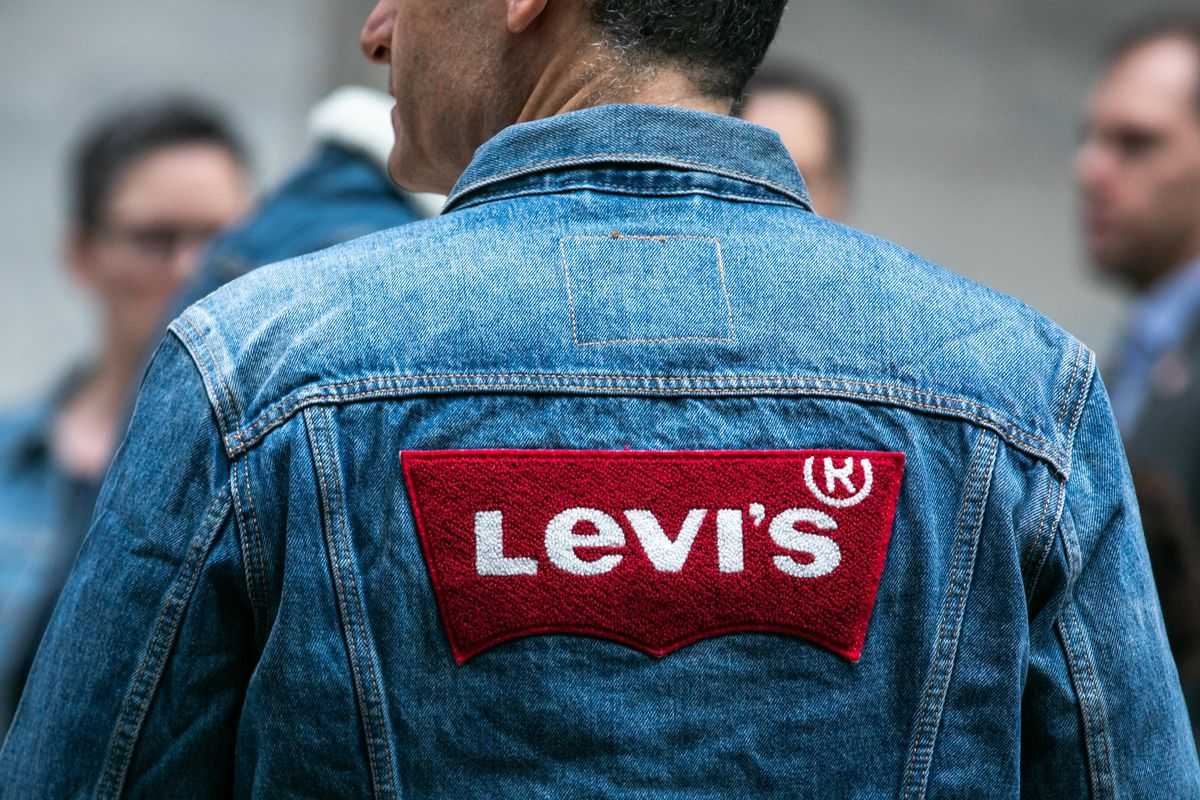 Levi Strauss & Co. becomes a of Fashion for Good YnFx