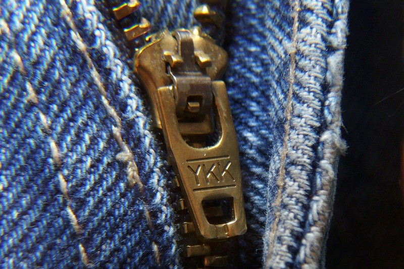 YKK signs deal with Green Theme Technologies to use sustainable treatment  for zippers | YnFx