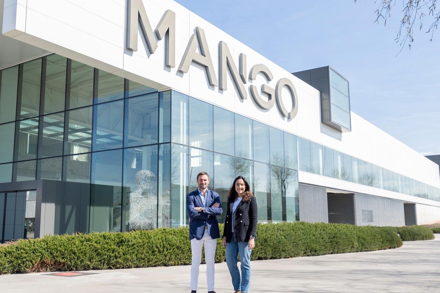 Mango StartUp Studio invests in rental start-up La Más Mona