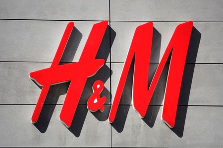 H&M and DBS Bank pioneer Green Loan Program to slash CO2 emissions in apparel manufacturing