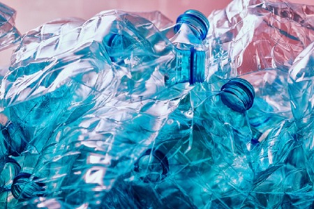 Scientists develop recyclable plastic alternative for polymers