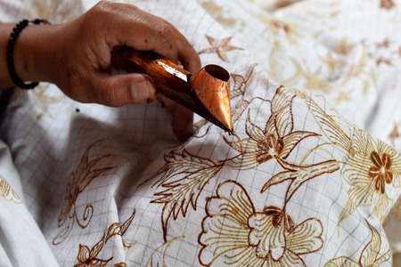 APR introduces lyocell to modernise Indonesia’s batik industry