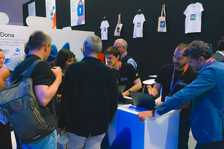 Mimaki showcases AI-powered on-demand T-Shirt printing